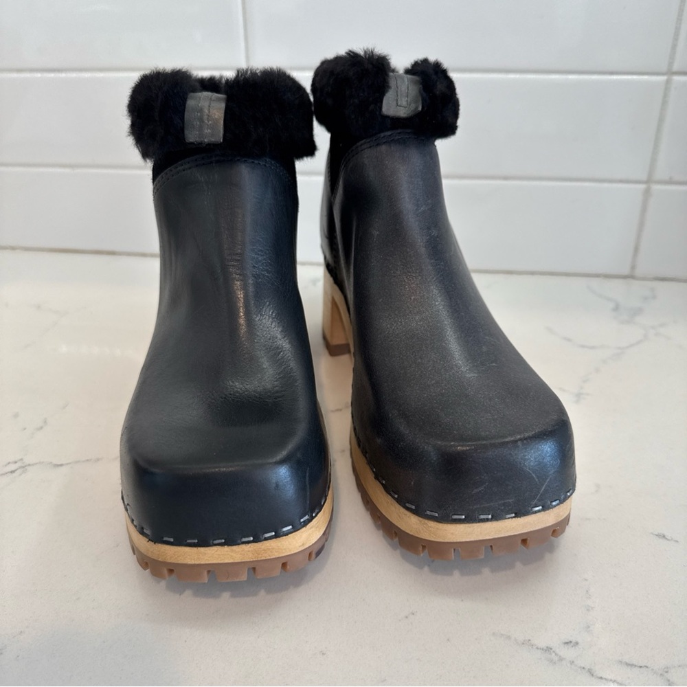 New MIA Clogs ‘Josi’ Women's Black Leather Boots with Sheep Fur Lining wood heel - Picture 2 of 11